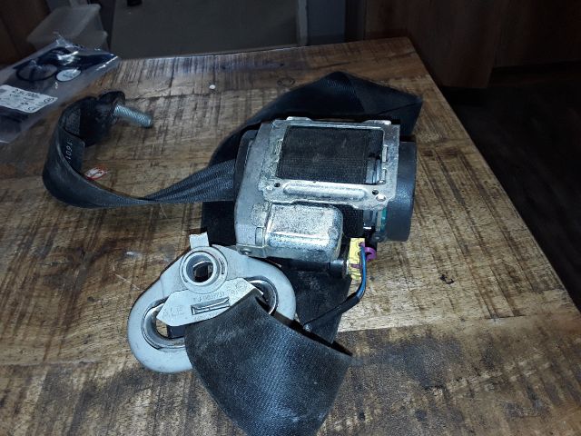 bontott VW FOX Bal első Övfeszítő