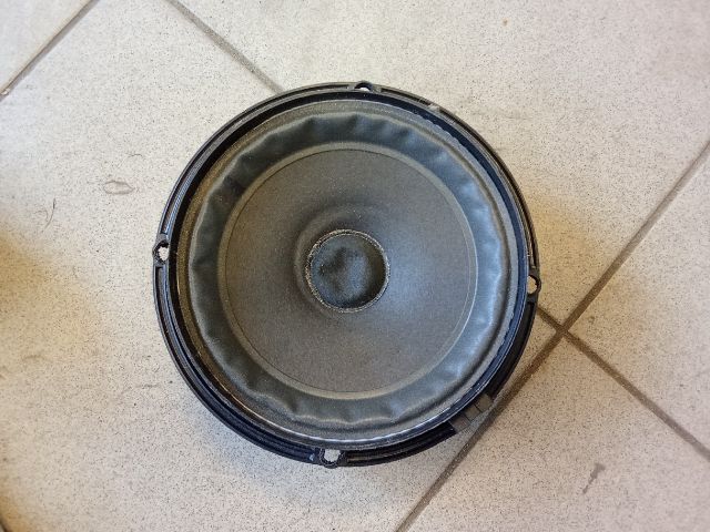 bontott VW FOX Bal hátsó Hangszóró