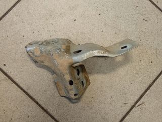 bontott VW FOX Bal Sárvédő Oldaltartó