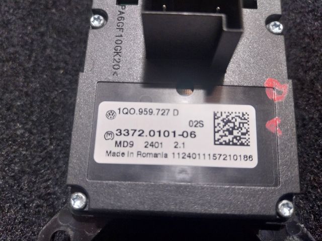 bontott VW FOX Cabrio Tetővezérlő