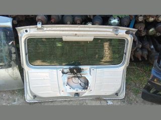 bontott VW FOX Csomagtérajtó (Részeivel)