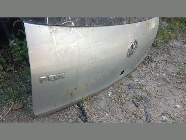 bontott VW FOX Csomagtérajtó (Részeivel)