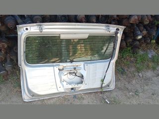 bontott VW FOX Csomagtérajtó (Részeivel)