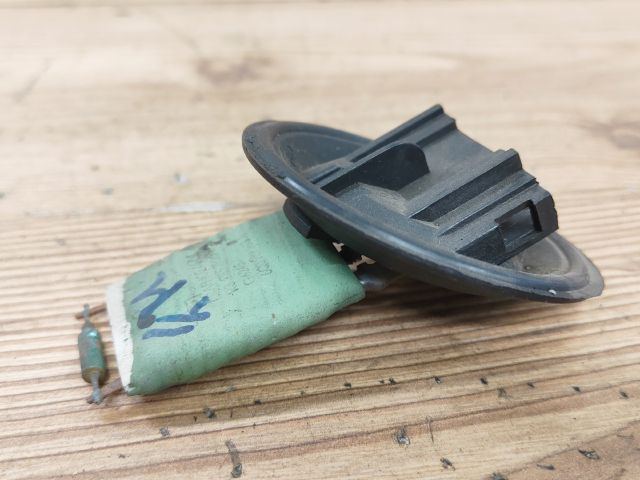 bontott VW FOX Előtét Ellenállás Fűtőmotor