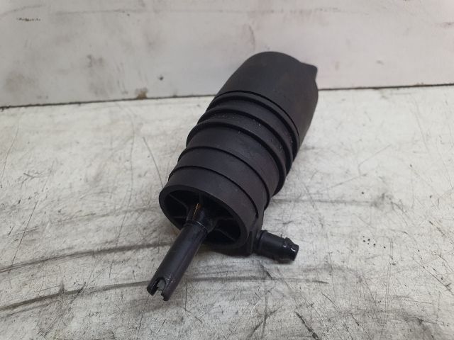 bontott VW FOX Első Ablakmosó Szivattyú