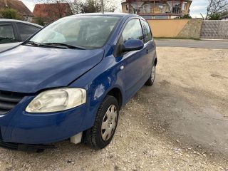 bontott VW FOX Első Ablaktörlő Szerkezet Motorral