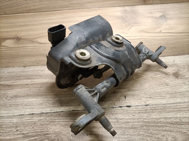 bontott VW FOX Első Ablaktörlő Szerkezet Motorral