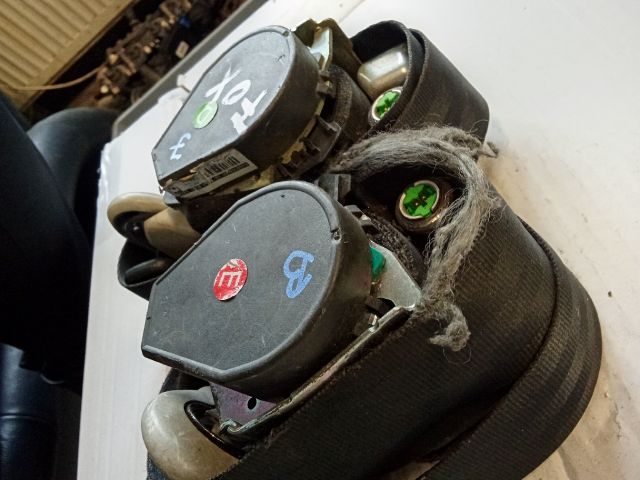 bontott VW FOX Első Biztonsági Öv Pár (Feszítővel)