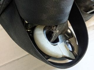 bontott VW FOX Első Biztonsági Öv Pár (Feszítővel)