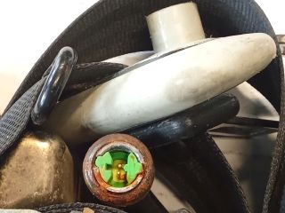 bontott VW FOX Első Biztonsági Öv Pár (Feszítővel)