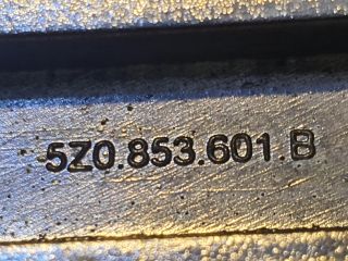 bontott VW FOX Első Embléma