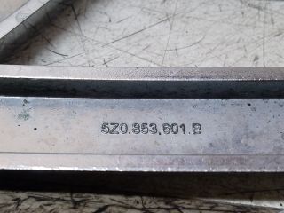 bontott VW FOX Első Embléma