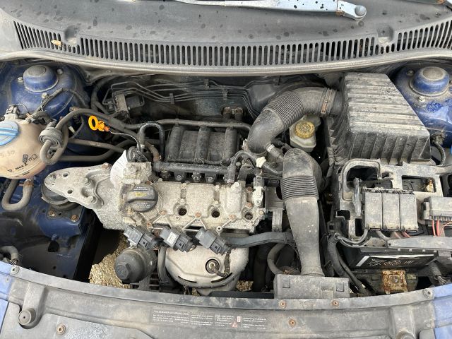 bontott VW FOX Első Embléma