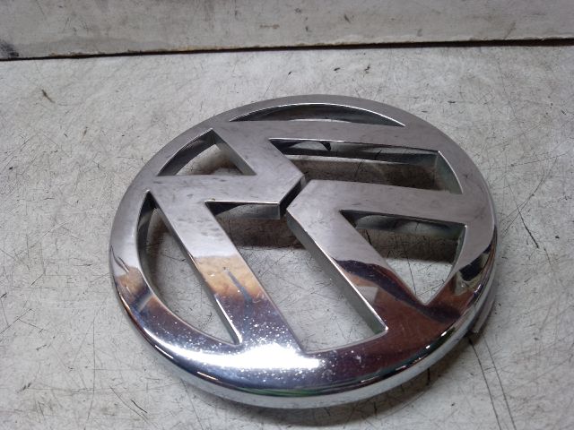 bontott VW FOX Első Embléma