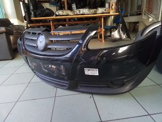 bontott VW FOX Első Lökhárító (Részeivel)