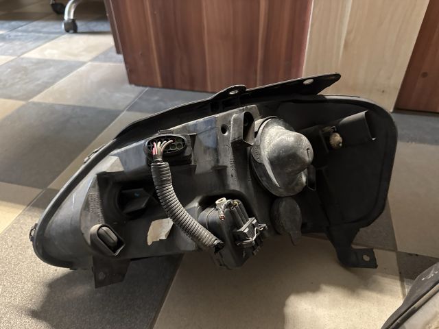 bontott VW FOX Fényszóró Pár