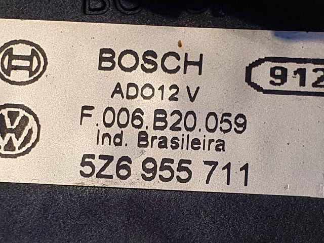 bontott VW FOX Hátsó Ablaktörlő Motor