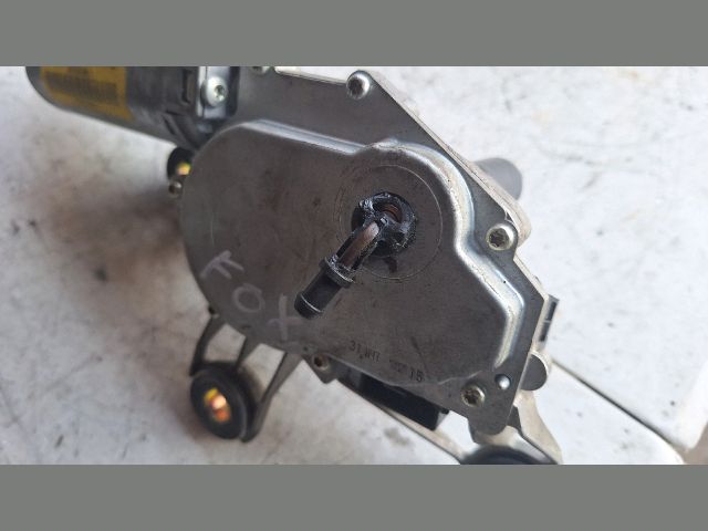 bontott VW FOX Hátsó Ablaktörlő Motor