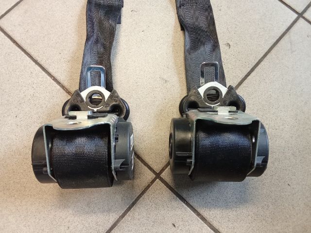 bontott VW FOX Hátsó Biztonsági Öv Szett