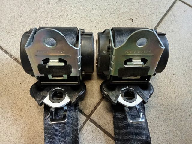 bontott VW FOX Hátsó Biztonsági Öv Szett