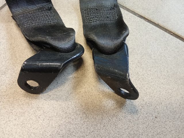 bontott VW FOX Hátsó Biztonsági Öv Szett