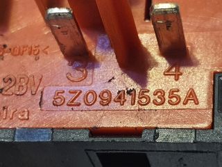 bontott VW FOX Hátsó Ködzárófény Kapcsoló