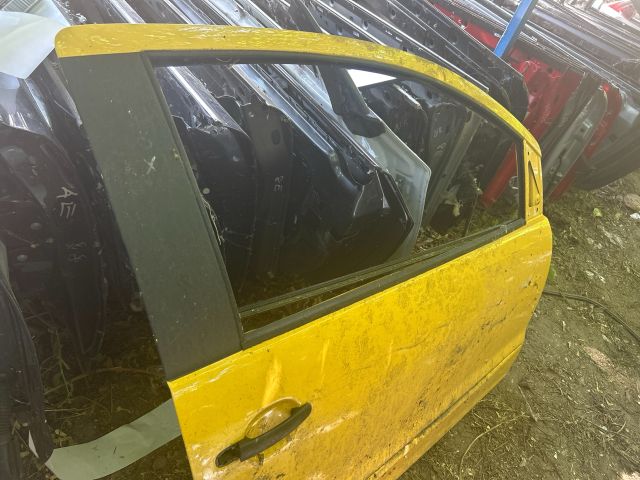 bontott VW FOX Jobb első Ajtó (Üres lemez)