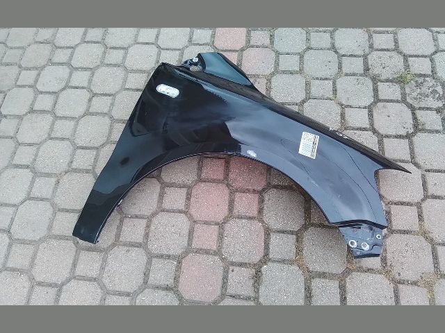 bontott VW FOX Jobb első Sárvédő