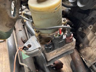 bontott VW FOX Jobb Gólyaláb Csonkállvánnyal