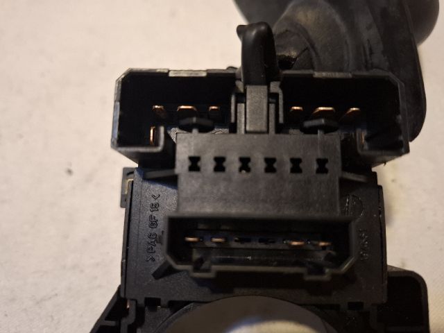 bontott VW FOX Jobb Kormánykapcsoló Ablaktörlő