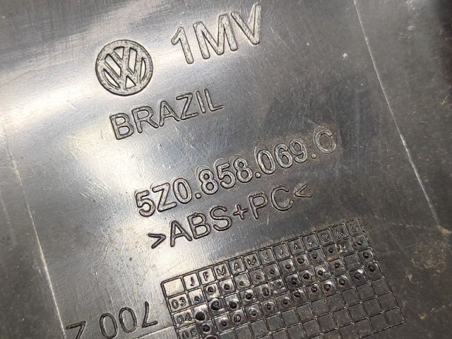 bontott VW FOX Kilométeróra Keret