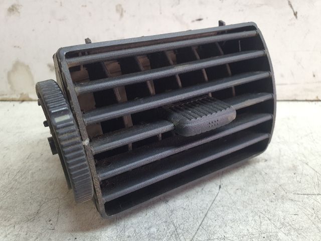 bontott VW FOX Középső Szellőző