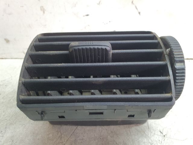 bontott VW FOX Középső Szellőző