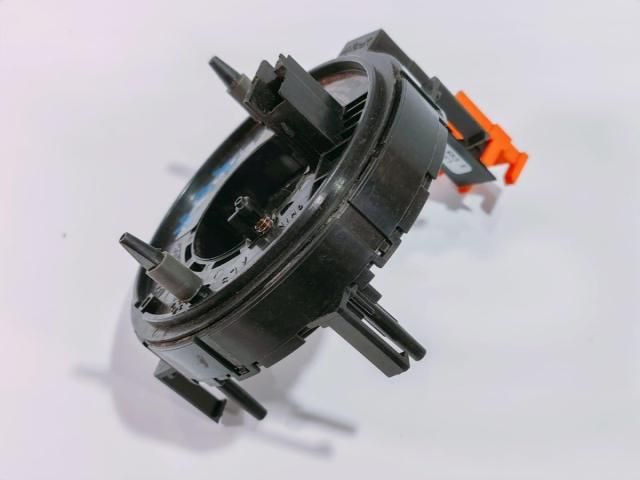 bontott VW FOX Légzsák Átvezető Szalagkábel