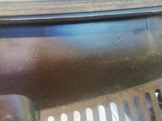 bontott VW FOX Levélrács