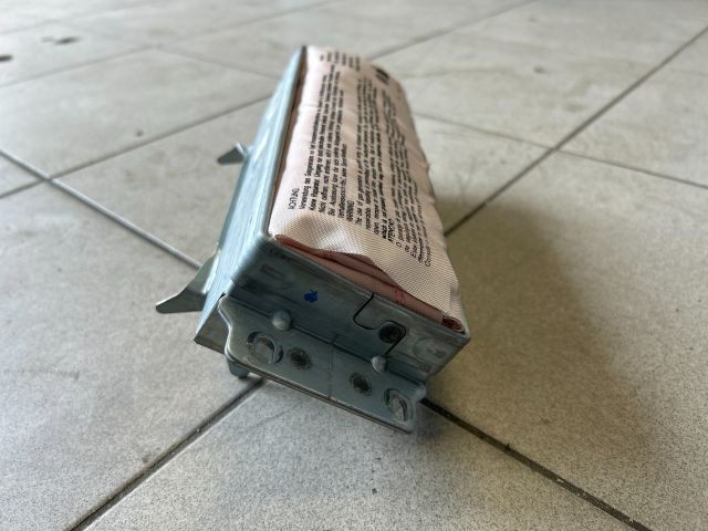 bontott VW FOX Utasoldali Légzsák