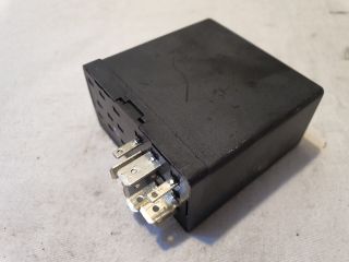 bontott VW FOX Világítás Relé