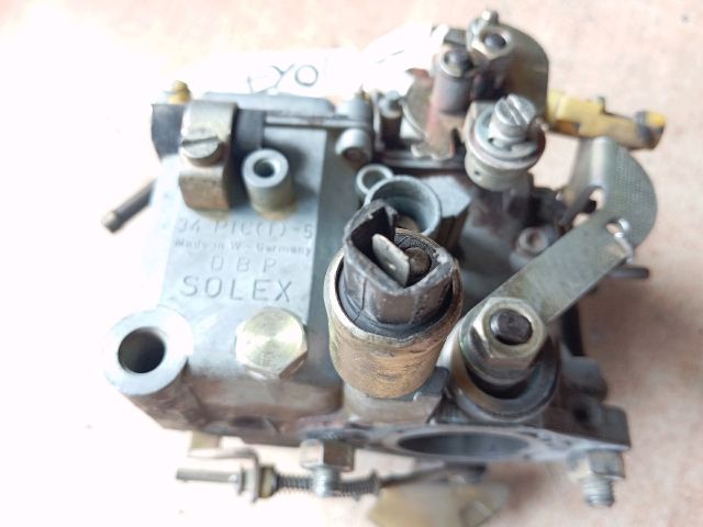 bontott VW GOLF I Központi Injektor