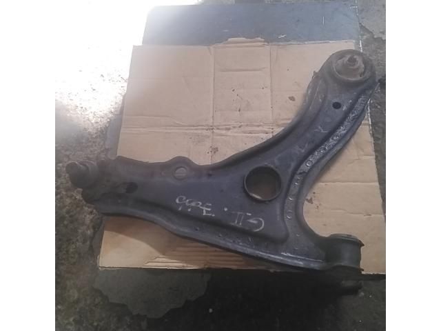 bontott VW GOLF I Jobb első Lengőkar