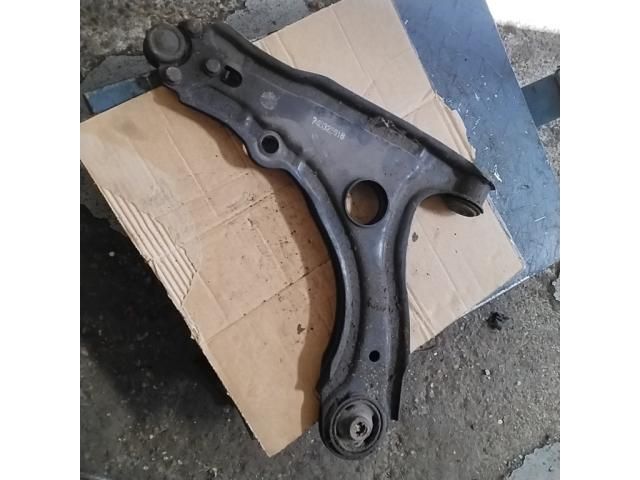 bontott VW GOLF I Jobb első Lengőkar