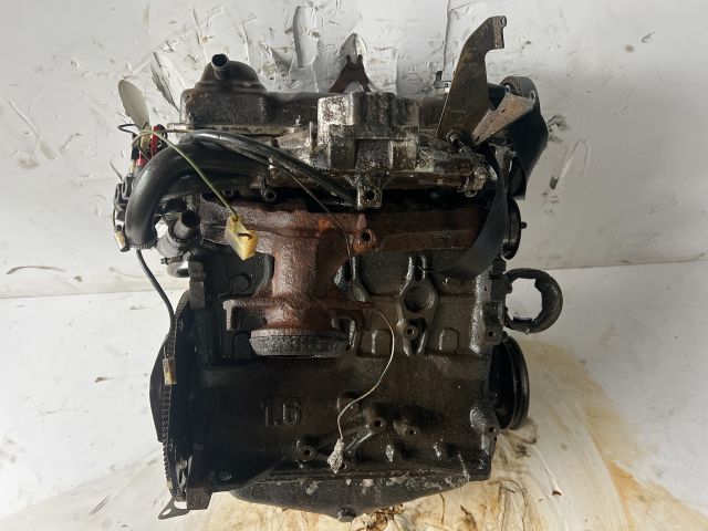 bontott VW GOLF I Motor (Fűzött blokk hengerfejjel)