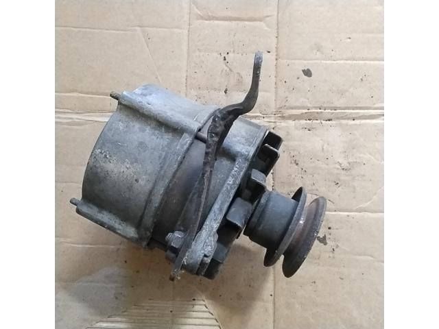 bontott VW GOLF I Generátor