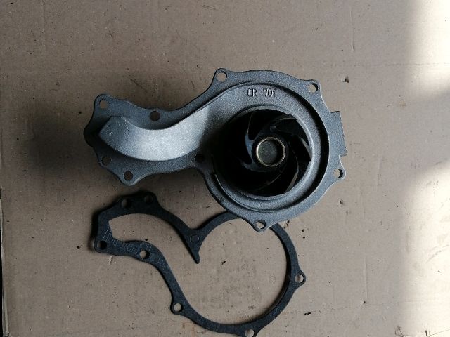 bontott VW GOLF I Vízpumpa