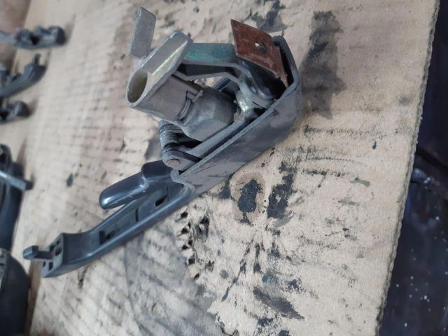 bontott VW GOLF I Bal első Külső Kilincs