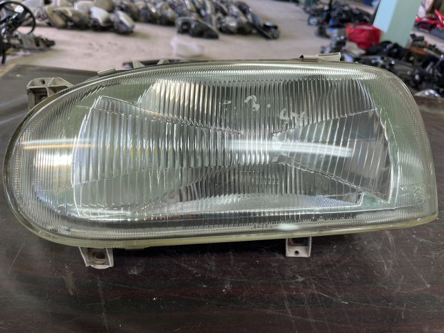bontott VW GOLF I Bal Fényszóró