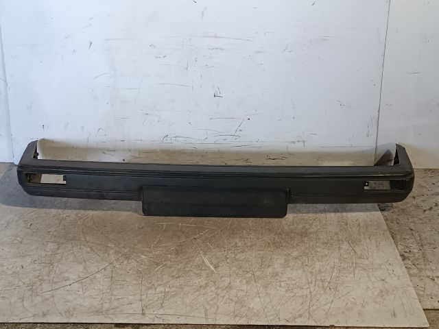 bontott VW GOLF I Első Lökhárító (Részeivel)