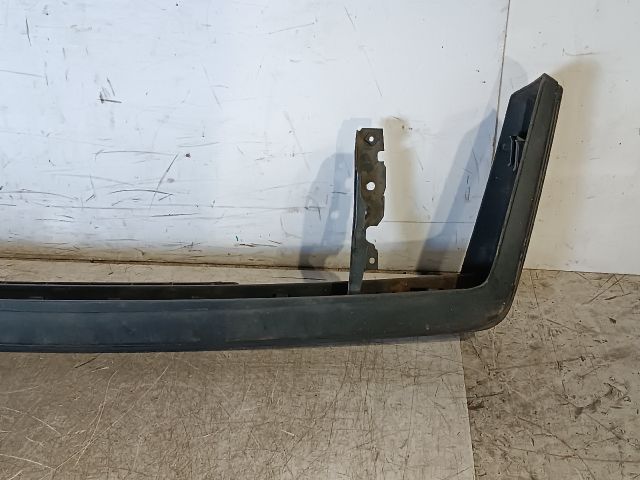 bontott VW GOLF I Első Lökhárító (Részeivel)