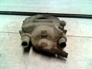 bontott VW GOLF II Jobb első Féknyereg Munkahengerrel