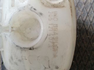 bontott VW GOLF II Kiegyenlítő Tartály