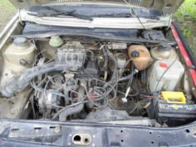 bontott VW GOLF II Motor (Fűzött blokk hengerfejjel)